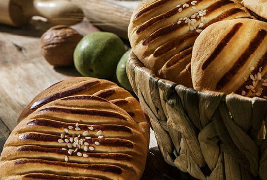 صنعت کیک و کلوچه